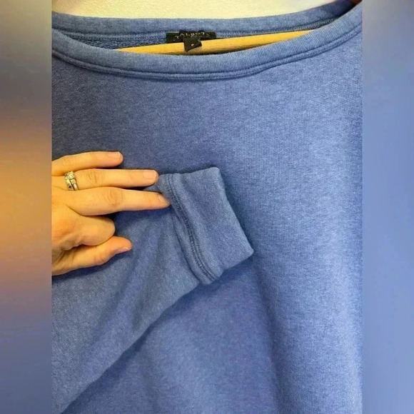 Women’s Talbots blue pullover sweatshirt crewneck size small - Picture 6 of 9